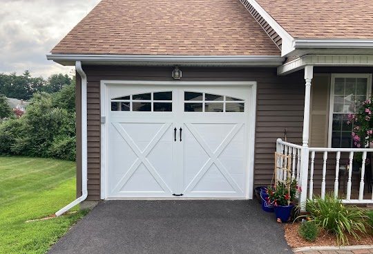 9′0″ X 7′0″ Coachman® Premium Series Garage Door