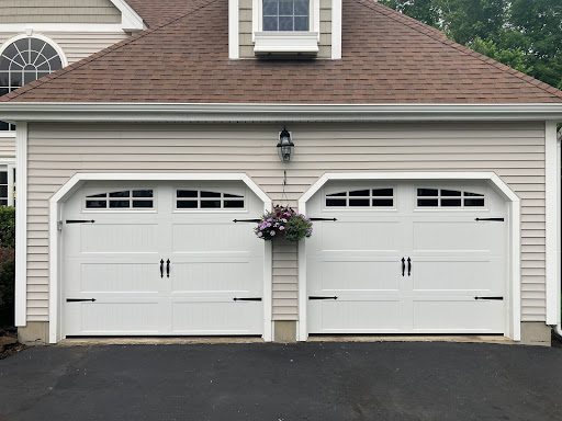 New Garage Door Installation in Newton, MA! 8′ 0″ x 7′ 0′ BridgeportTM Steel ­ Premium Series with Intellicore.