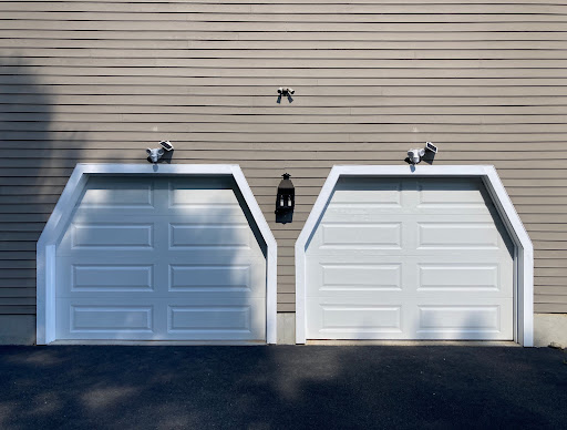 Check out this New Garage Door Installation in Hopkinton, MA! 8′ x 8′ Advantage Steel Insulated Garage Doors.