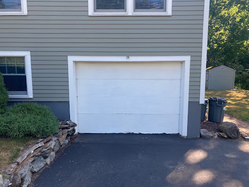 Garage Door Installation in Millbury, MA 9′ 0″ x 7′ 0′ Gallery® Steel ­ Premium Series with Intellicore®.